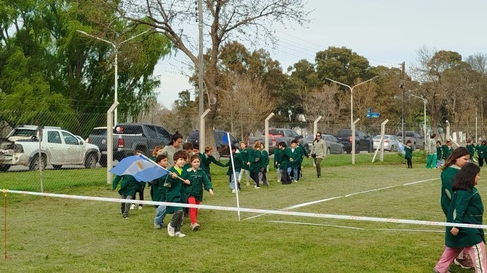 El Colegio Campos Verdes inauguró su nuevo campo de deportes