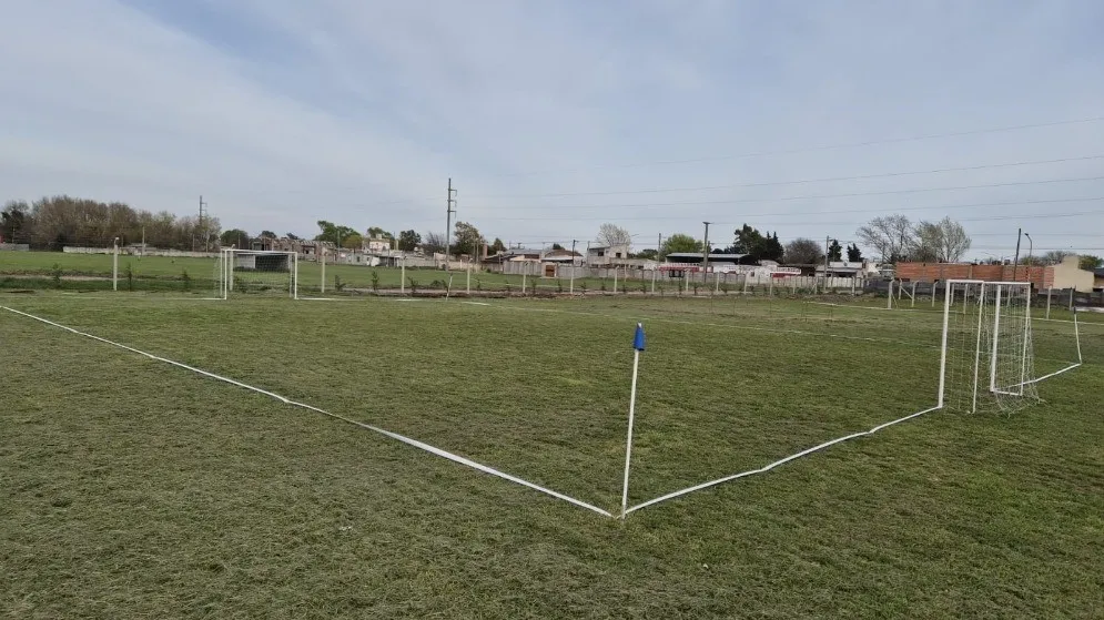 El Colegio Campos Verdes inauguró su nuevo campo de deportes