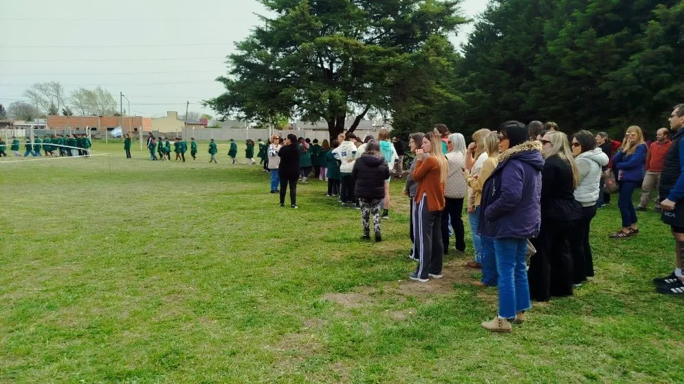 El Colegio Campos Verdes inauguró su nuevo campo de deportes